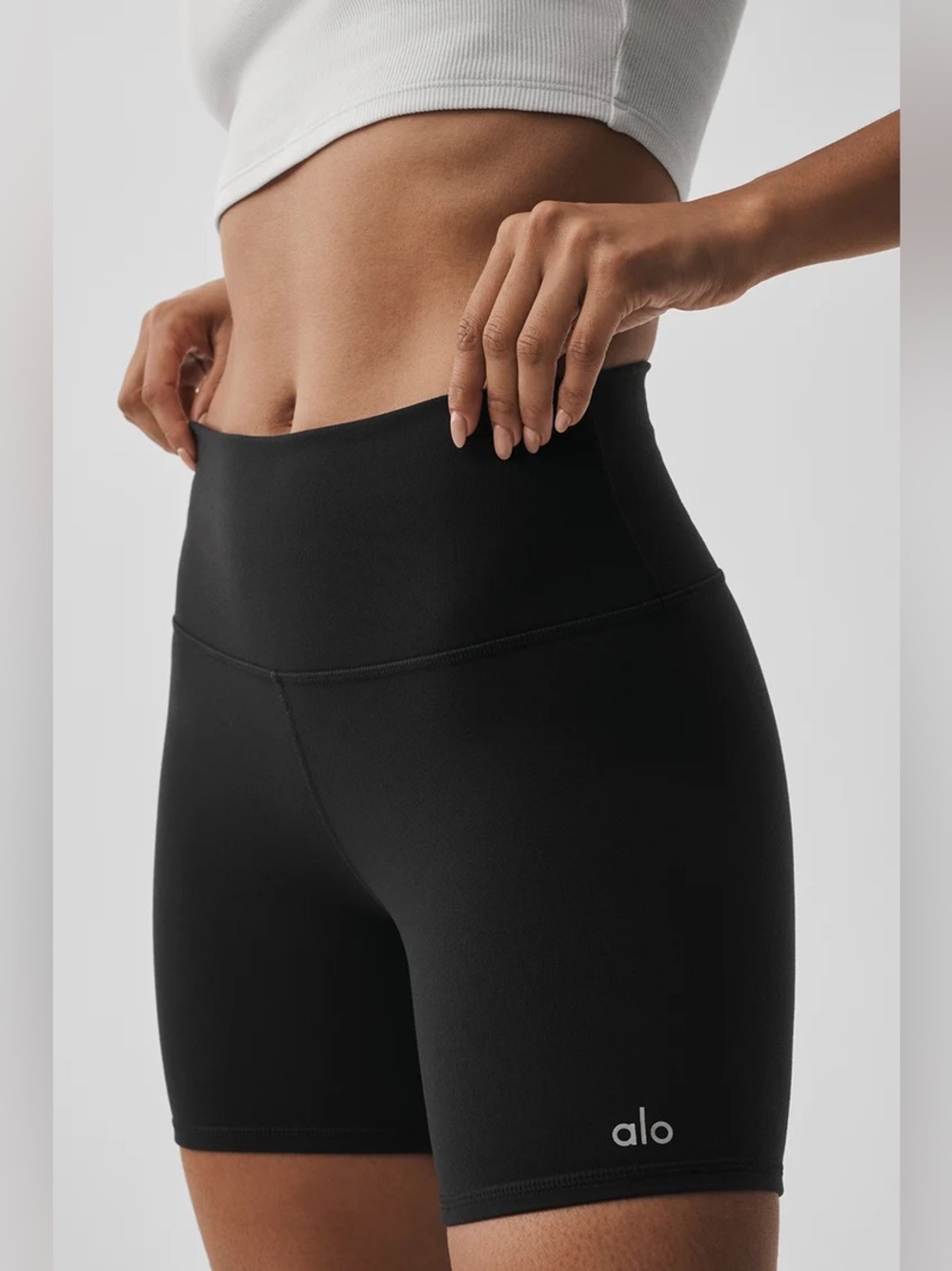 Alo Yoga 5" Airbrush High-Waist Biker Short Black